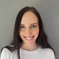 Larissa_STV_200x200_acf_cropped-1 (1)