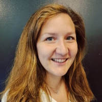 Isabelle-Gruppenleiterin-1-1_200x200_acf_cropped_200x200_acf_cropped_200x200_acf_cropped (1)